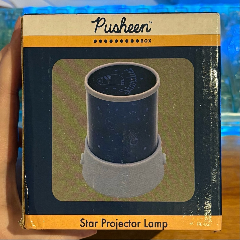 Pusheen Box Exclusive Stardust Cosmic Star Projector Lamp Night Light NIB